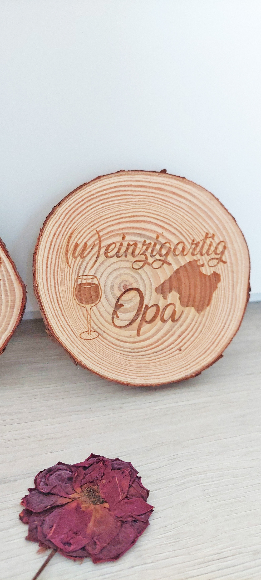 Ansicht 2 von Weinuntersetzer „(W) einzigartig – 2er Set- personalisiert