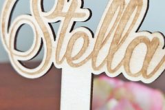 Individueller Cake Topper als Tortendeko für Geburtstage – personalisiert aus Holz, Moosgummi oder Pappe