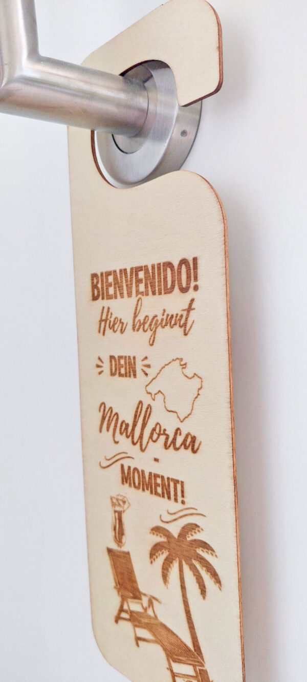 Beidseitiger Türanhänger aus Holz mit Mallorca-Sprüchen