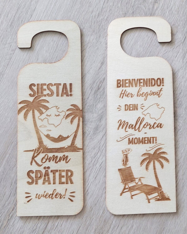 Beidseitiger Türanhänger aus Holz mit Mallorca-Sprüchen