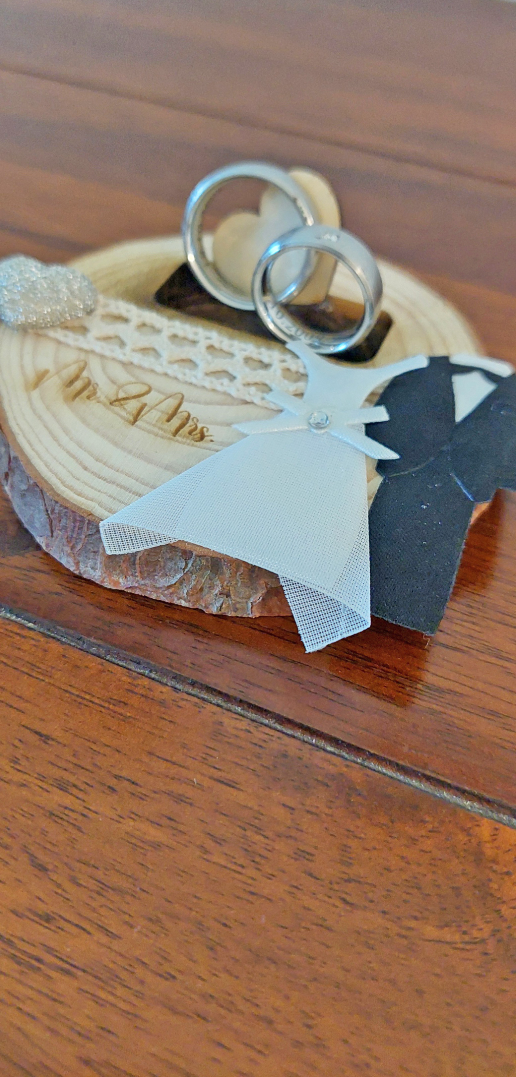 Hochzeitskissen Baumstamm Holz Ringkissen