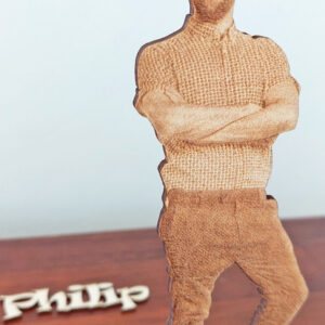 Personalisierte Holzfigur aus Foto ca. 10 cm hoch mit Holzsockel zum Aufstellen